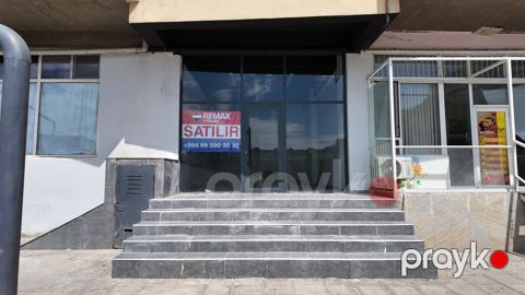 Satılır obyekt 44 m²