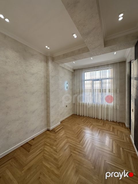 Satılır 3 otaqlı yeni tikili 78 m²