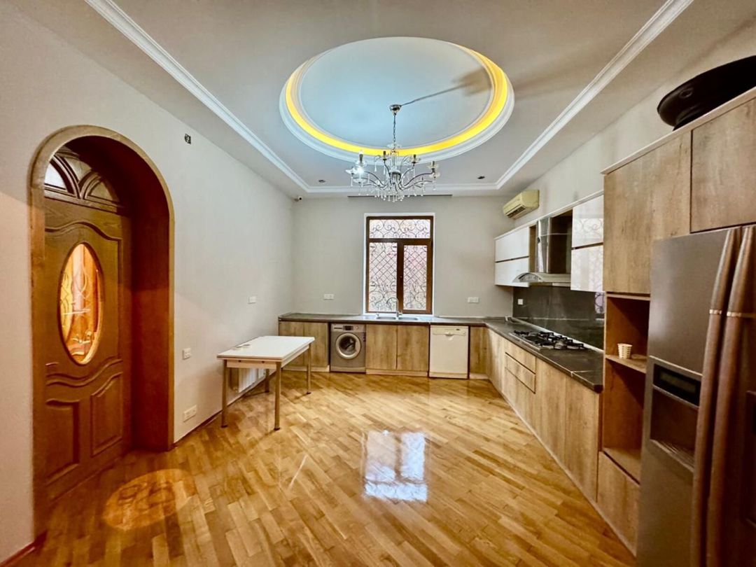 İcarəyə verilir 7 otaqlı ofis 800 m² — Ofis, Bakı (3)