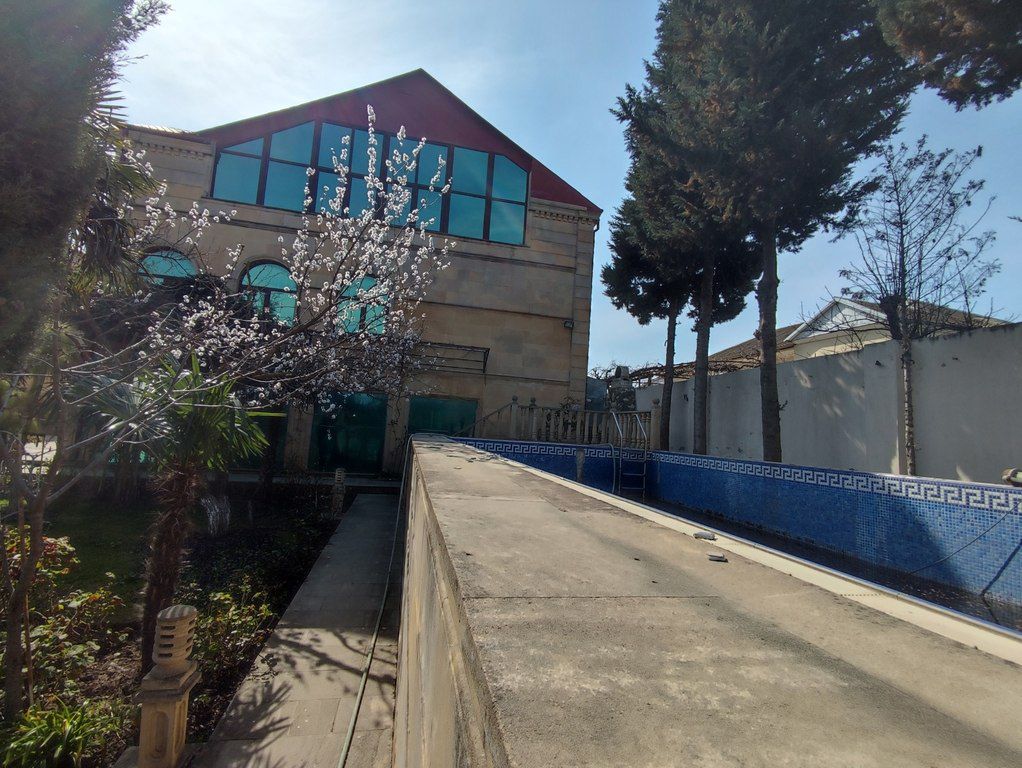 Satılır 6 otaqlı həyət evi/bağ evi 450 m² — Ev, villa, Bakı (6)