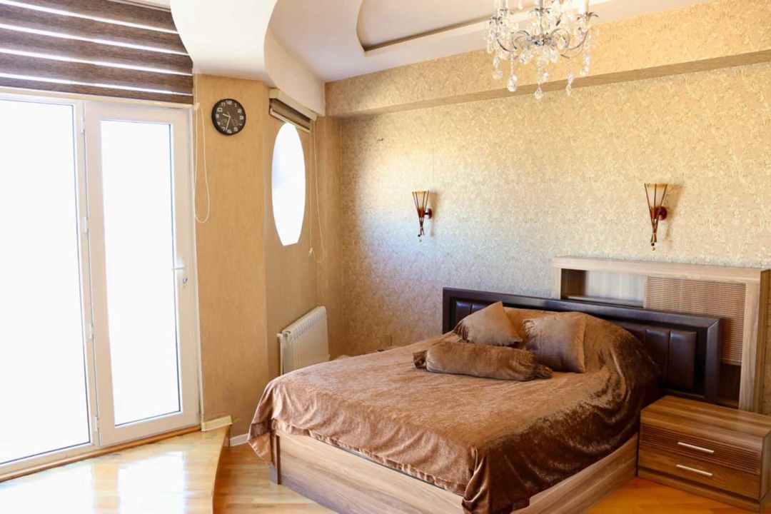 İcarəyə verilir 3 otaqlı yeni tikili 134 m² — Mənzil, Bakı (8)