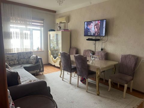 Satılır 2 otaqlı köhnə tikili 55 m² — Bakı