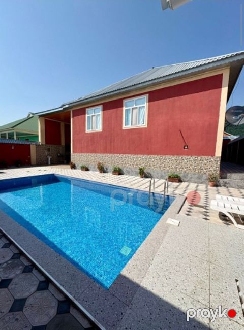 İcarəyə verilir 3 otaqlı həyət evi/bağ evi 130 m²