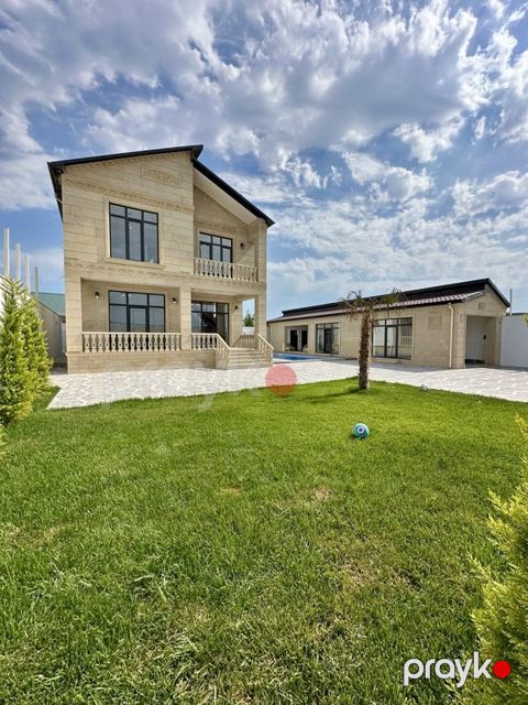 Satılır 5 otaqlı həyət evi/bağ evi 260 m²