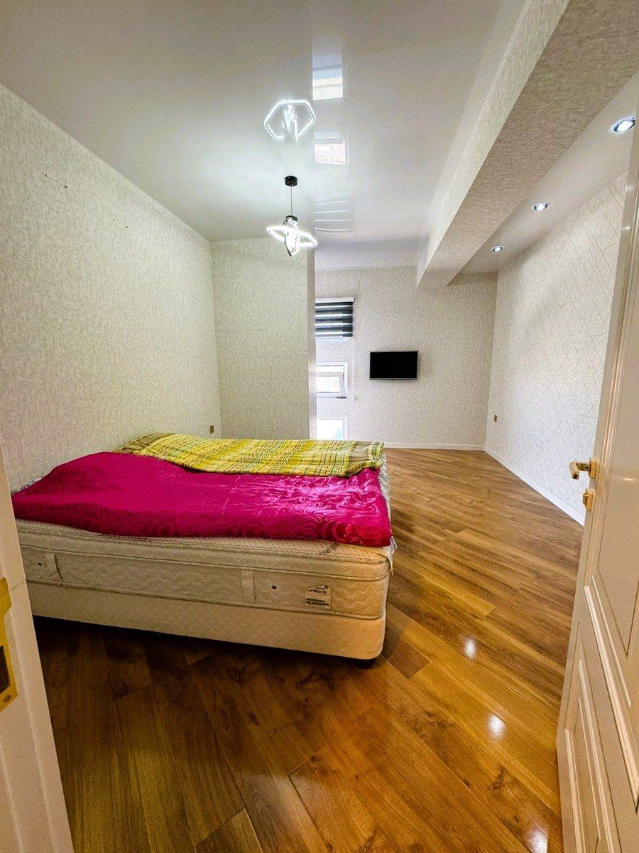 Satılır 4 otaqlı yeni tikili 240 m² — Mənzil, Bakı (5)