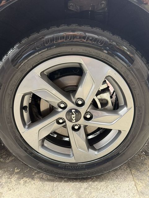 Kia orijinal yüngül lehimli disk və şin komplekti - Disk: Kia — Quba