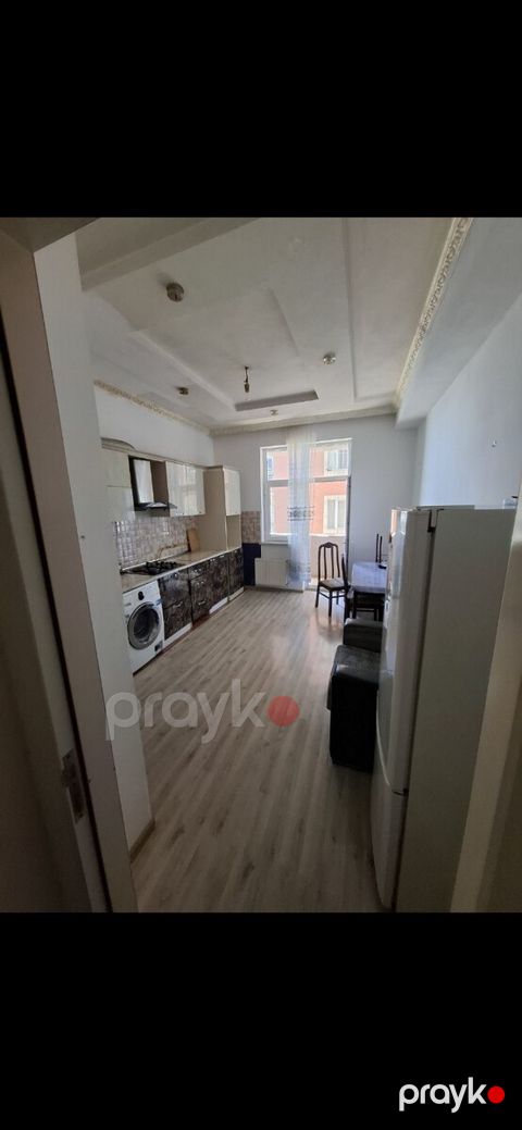 2-otaqlı yeni tikili kirayə verilir, 9 Mkr., 90 m²