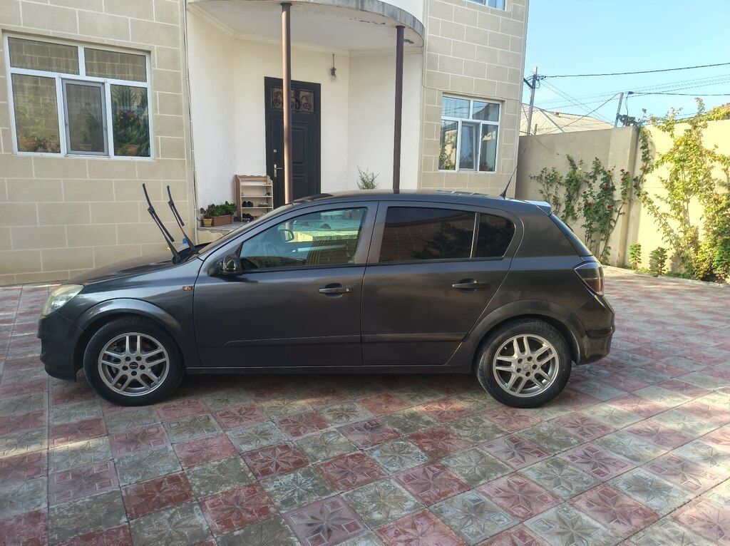 Opel Astra, 1.3 L, 2009 il, 558 999 km — Avtomobillər, Bakı (9)