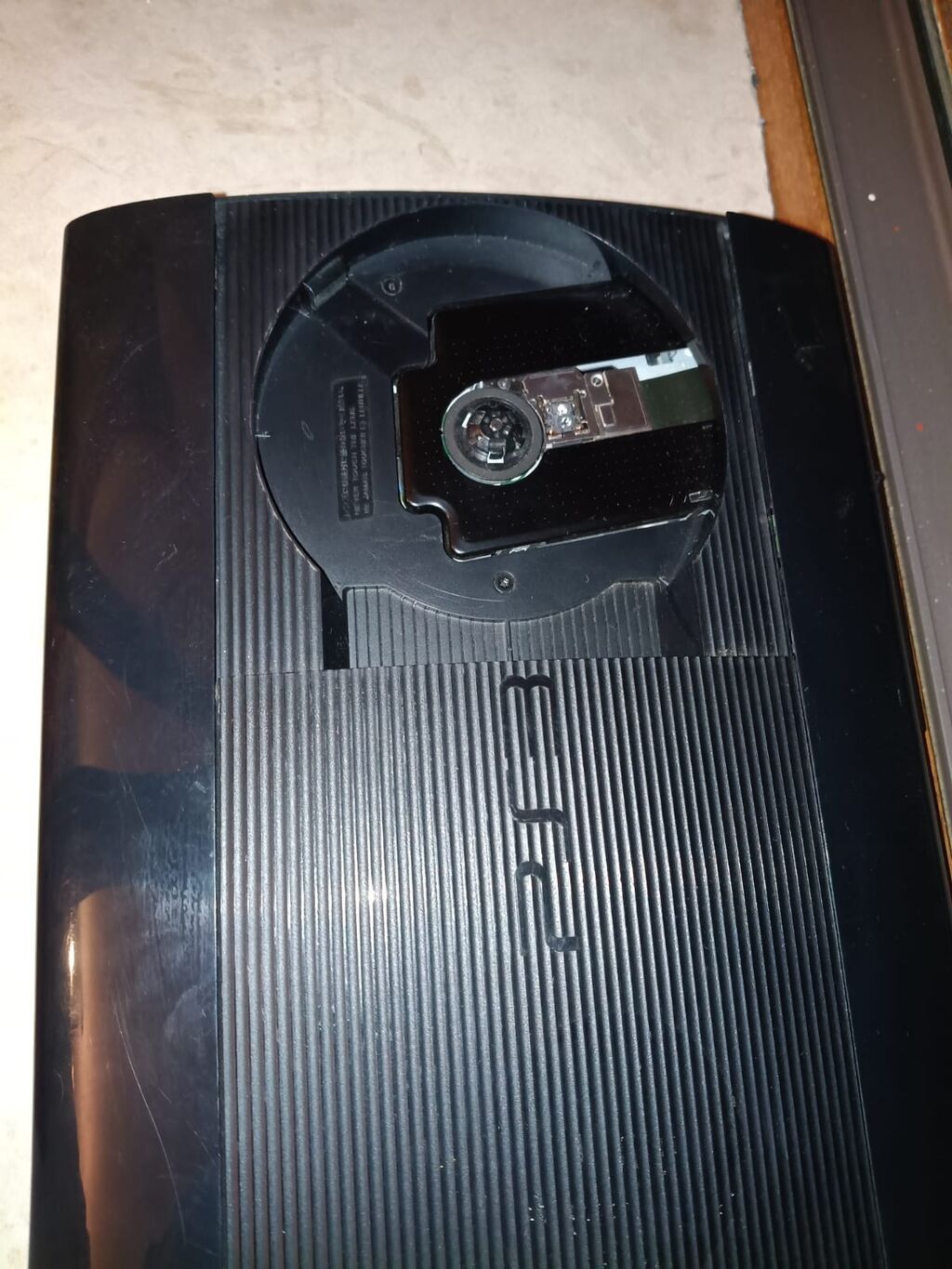 PlayStation 3 super silim problemi yoxdur 46 oyunlu 3 pult və kabellər — Elektronika, Sumqayıt (2)