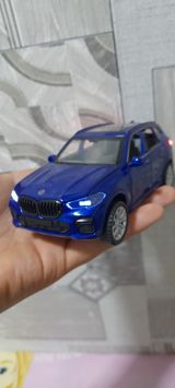 Bmw X5 1:32 Ölçüdə Təzədir Səsli və İşıqlı Hər yeri açılır heç bir — TK260 — İdman, hobbi, istirahət