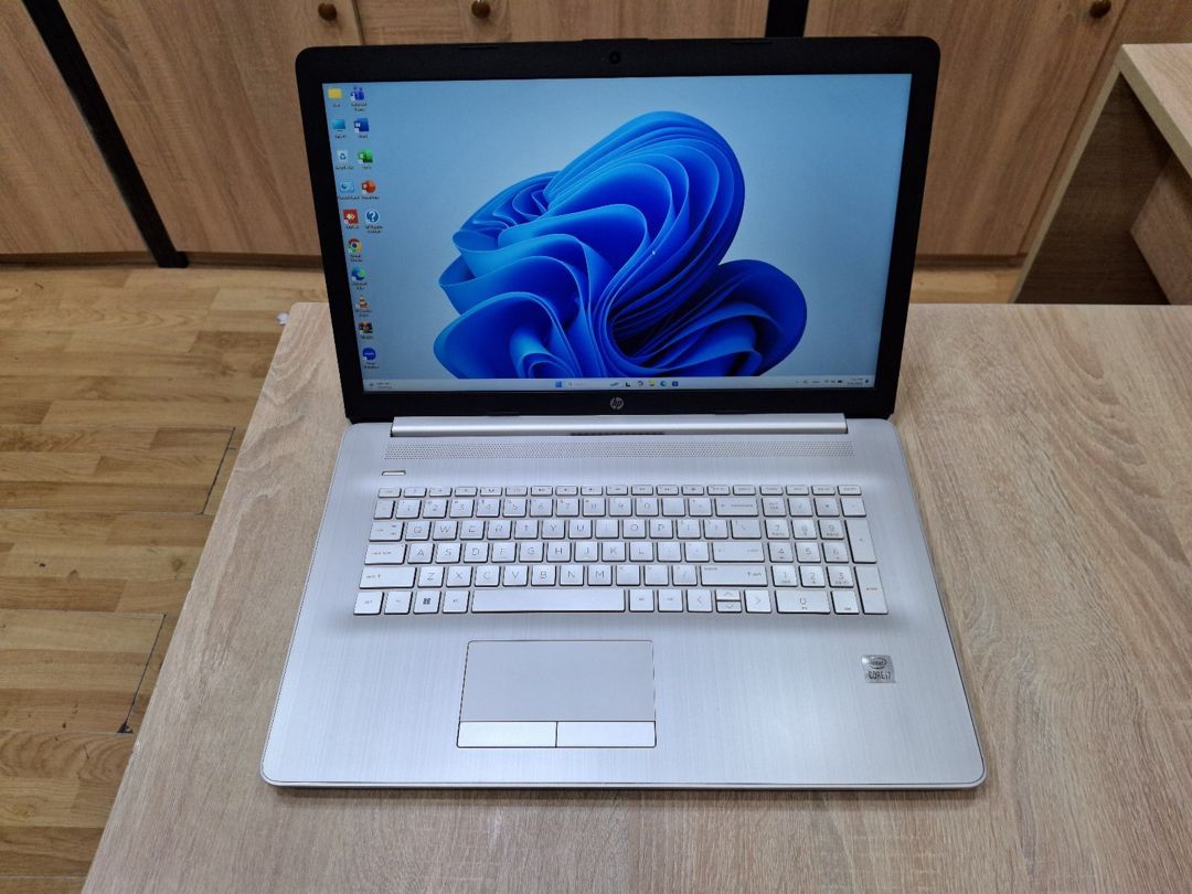Noutbuk HP I7 1065G7 16GB RAM 17.3 Ekran — Elektronika, Bakı (2)