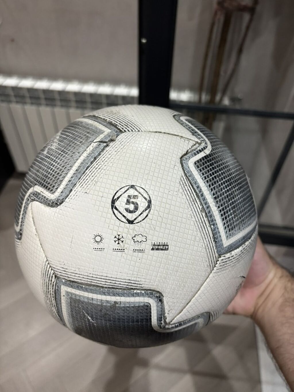 Errea marka futbol topu - Ölçü: 5 (standart) - Brend: Errea Sport — İdman və istirahət, Bakı (3)