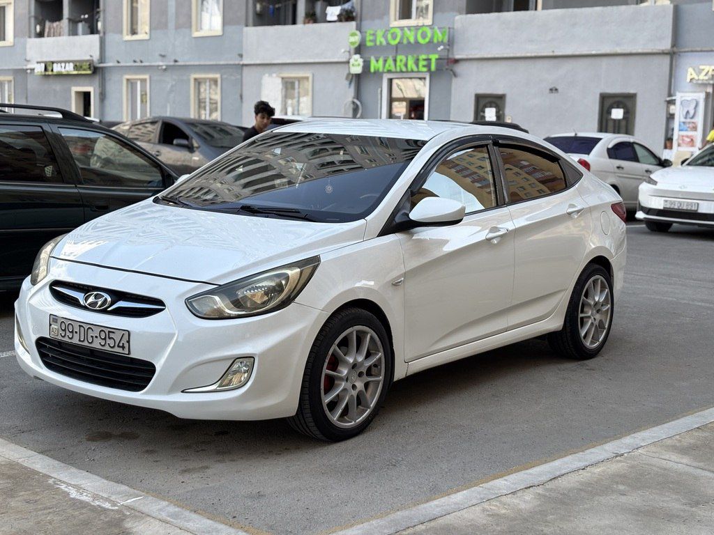 Hyundai Accent, 1.4 L, 2012 il, 299 000 km — Avtomobillər, Sumqayıt (2)