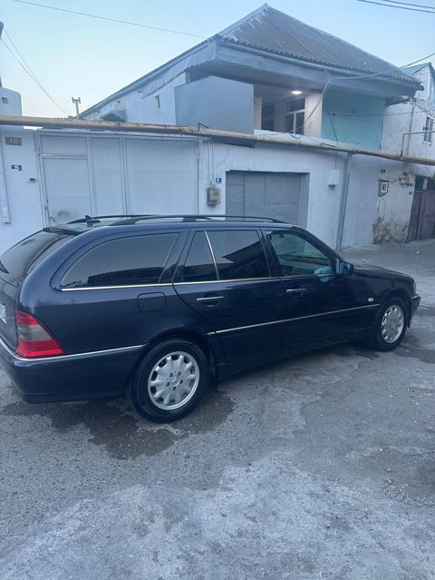 Mercedes-Benz C-sinfi Universal (W202 T-Modell) - Kuzov: universal — Bakı