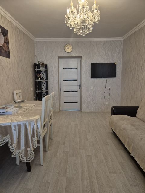 3-otaqlı mənzil, M.Hüseyn küç., 50 m² — Bakı