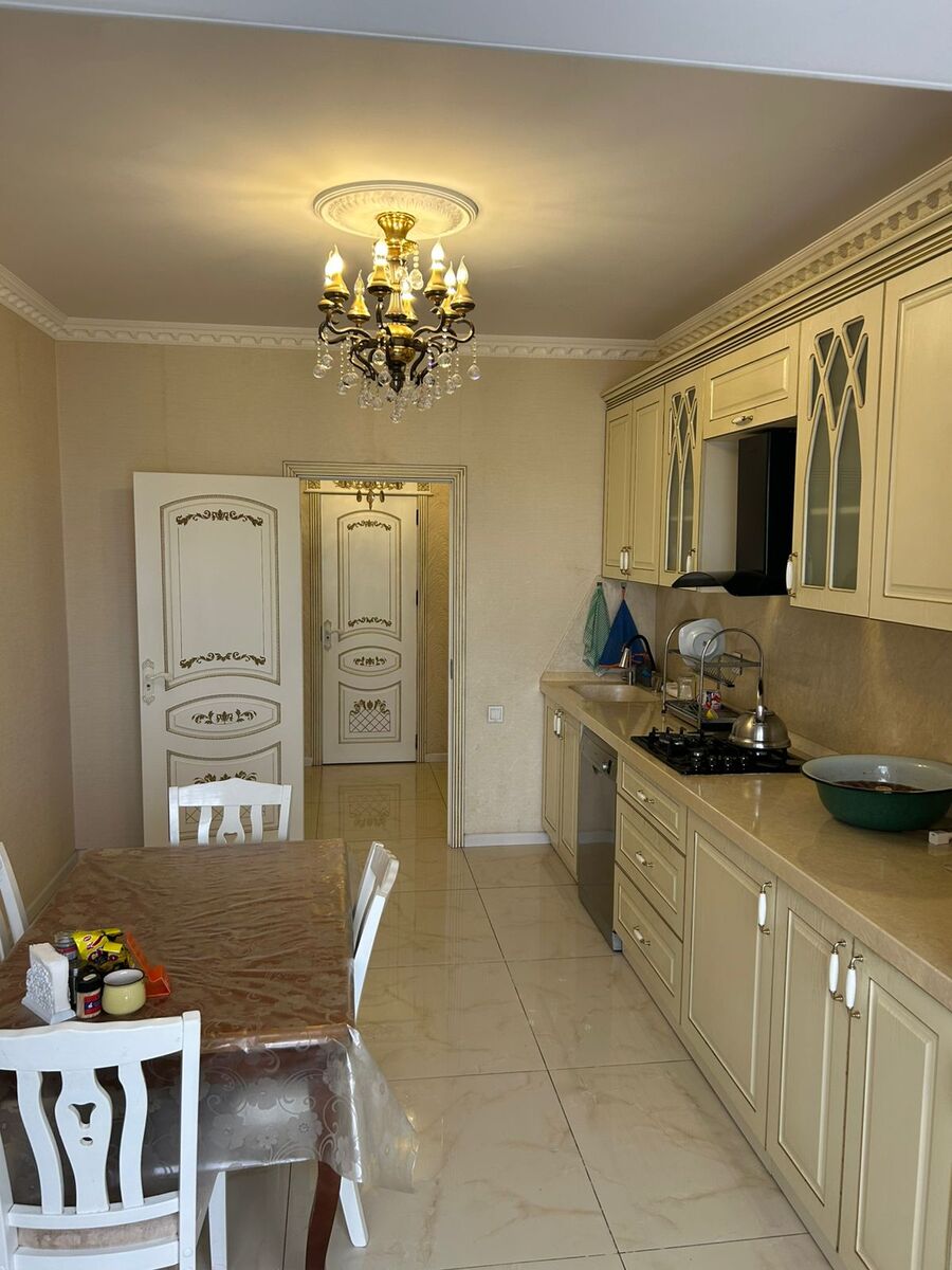 Satılır 5 otaqlı köhnə tikili 110 m² — Mənzil, Bakı (12)