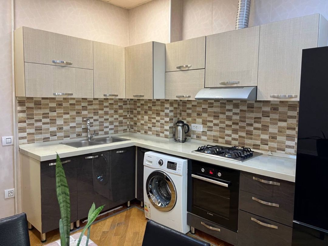 2-otaqlı mənzil kirayə verilir, Adil İsgəndərov küç., 65 m² — Mənzil, Bakı (7)
