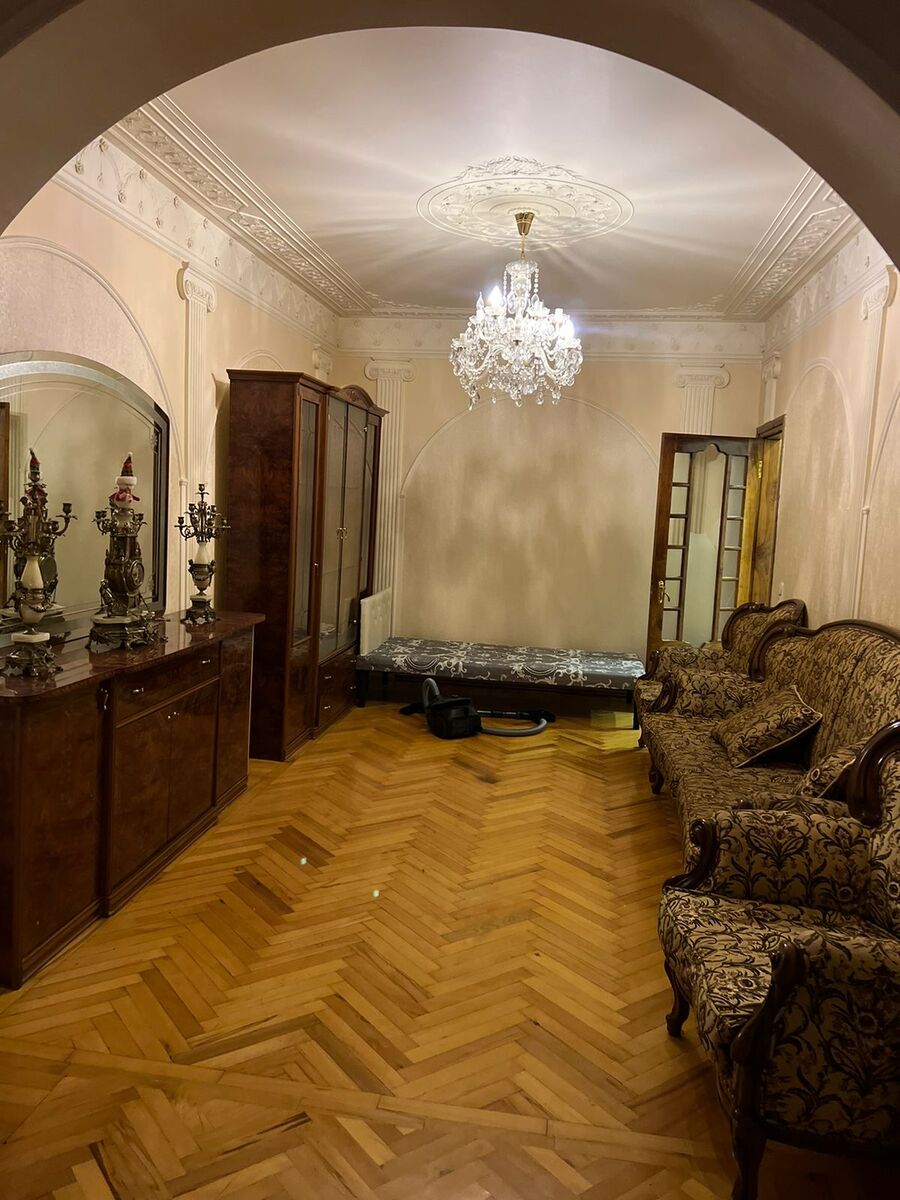 İcarəyə verilir 4 otaqlı köhnə tikili 110 m² — Mənzil, Bakı (8)