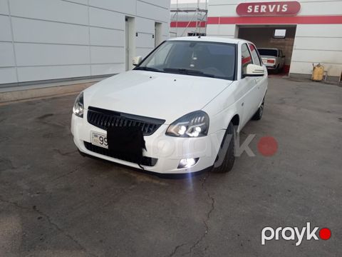 VAZ (Lada) Priora: 1.6 l 2015 il 25000 km Hetçbek