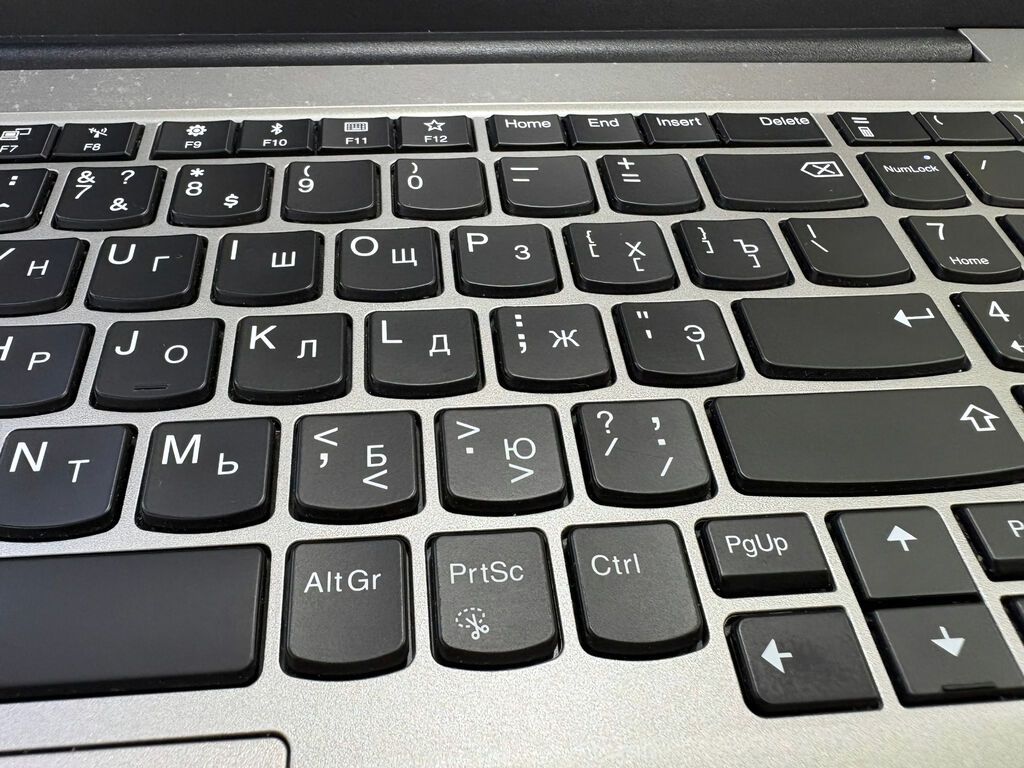 Lenovo ThinkPad noutbuk Gündəlik işlər, ofis proqramları, təhsil və — Lenovo, Bakı (9)