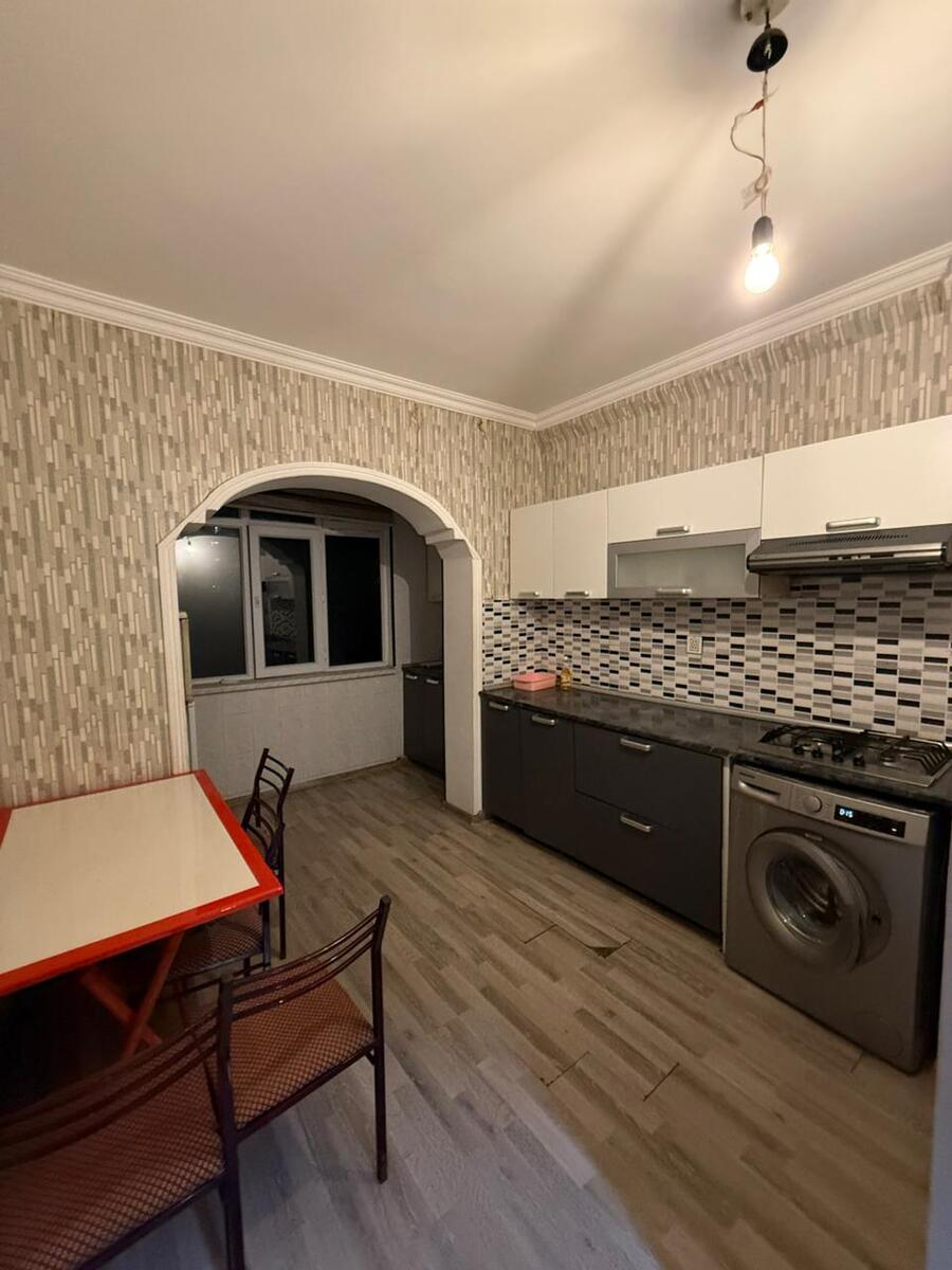 Satılır 2 otaqlı köhnə tikili 70 m² — Mənzil, Bakı (5)