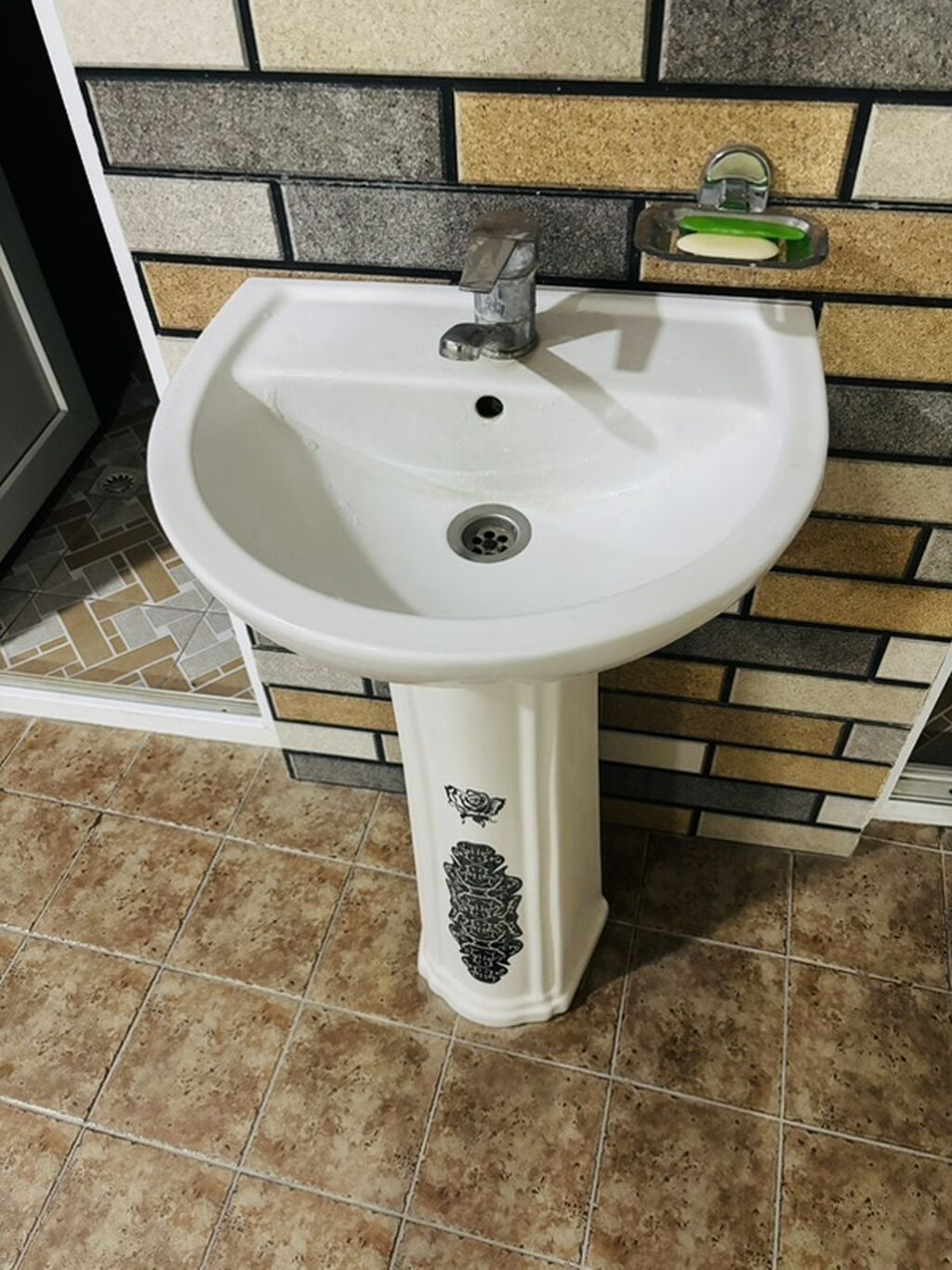 Piyada dayaq sütunlu hamam əlüzüyü (pedestal lavabo) - Material: ağ — Santexnika, Kürdəmir (2)