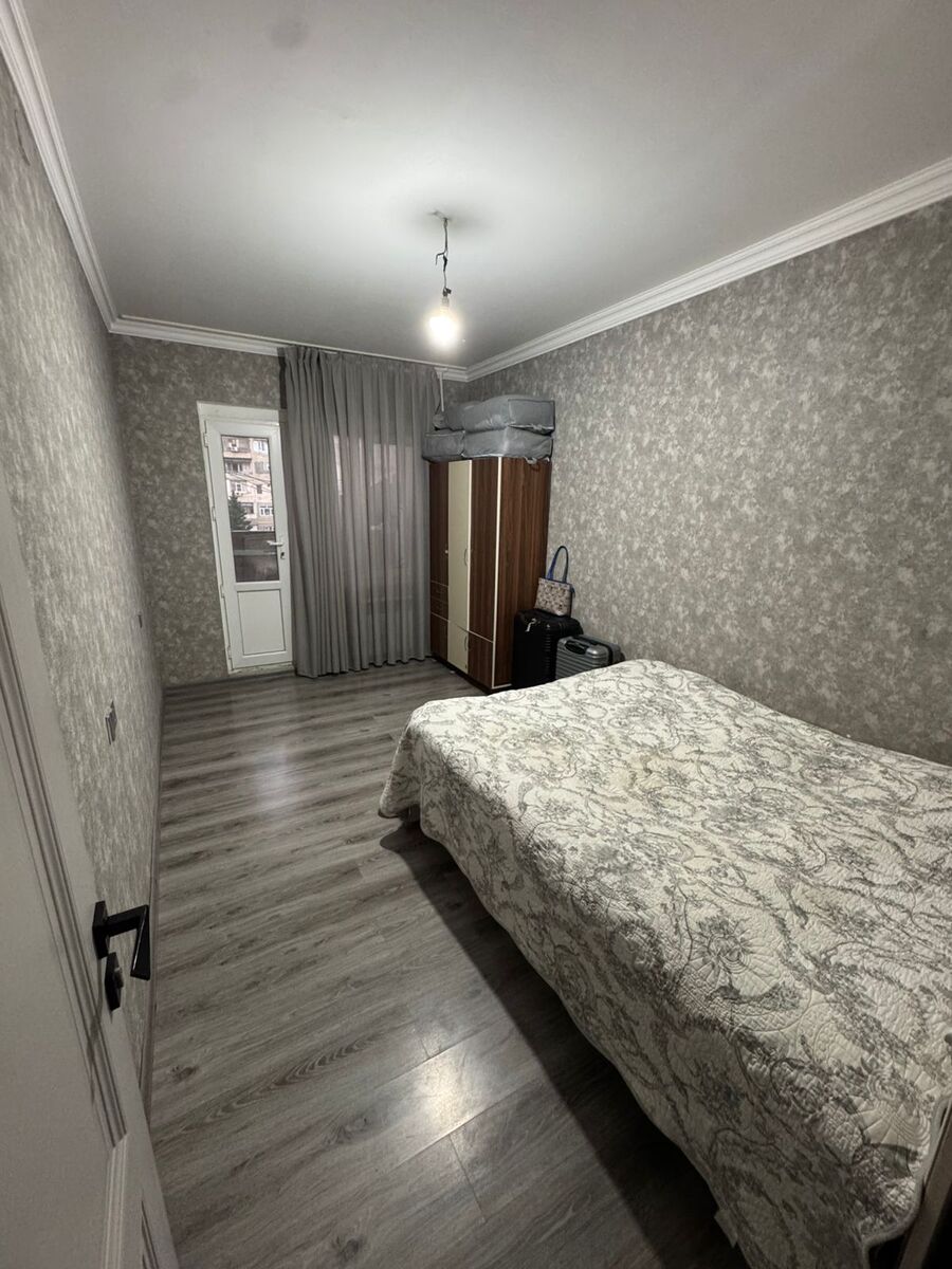Satılır 4 otaqlı köhnə tikili 100 m² — Mənzil, Bakı (7)