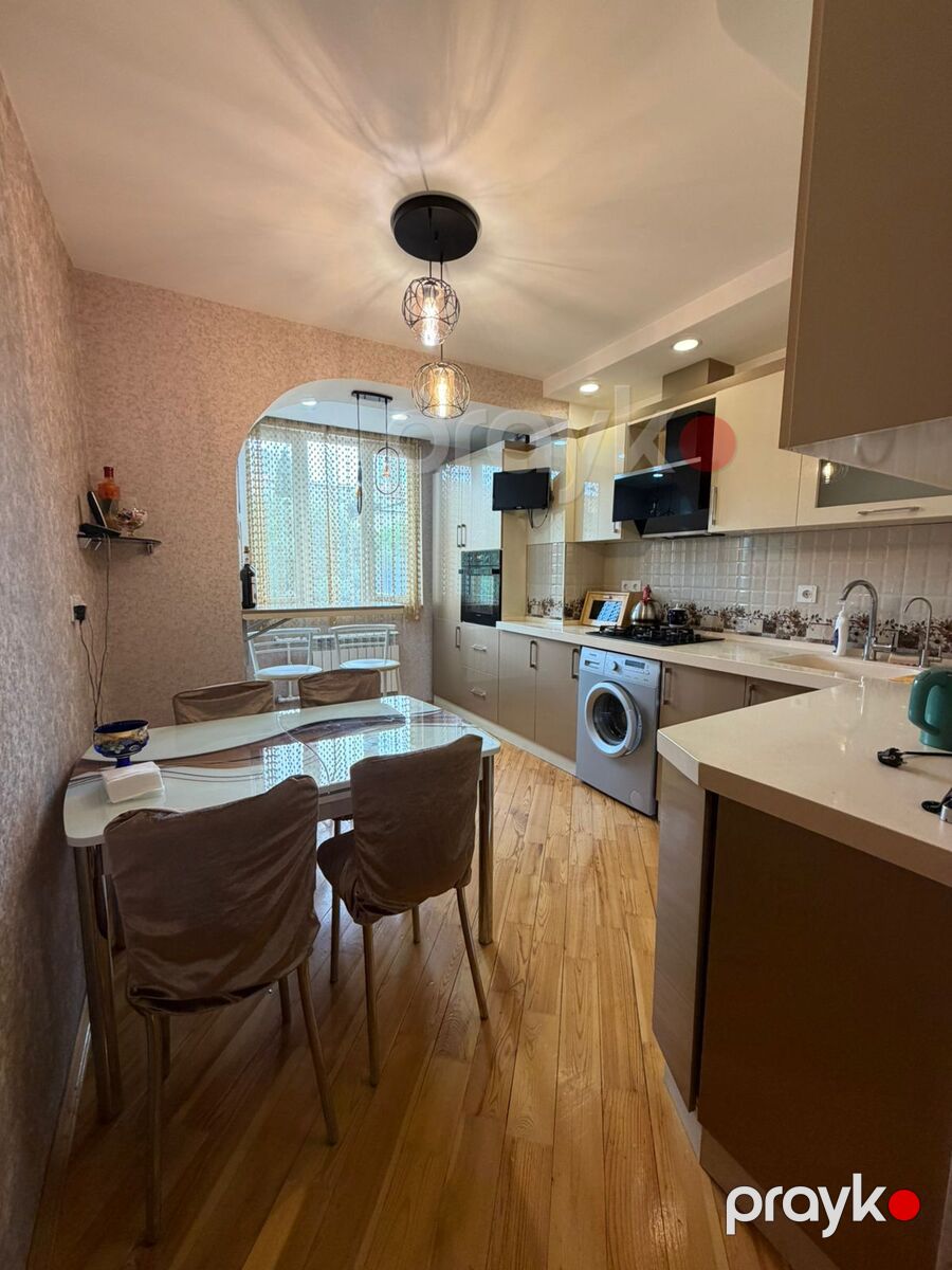 Satılır 4 otaqlı köhnə tikili 100 m² — Mənzil, Bakı (3)