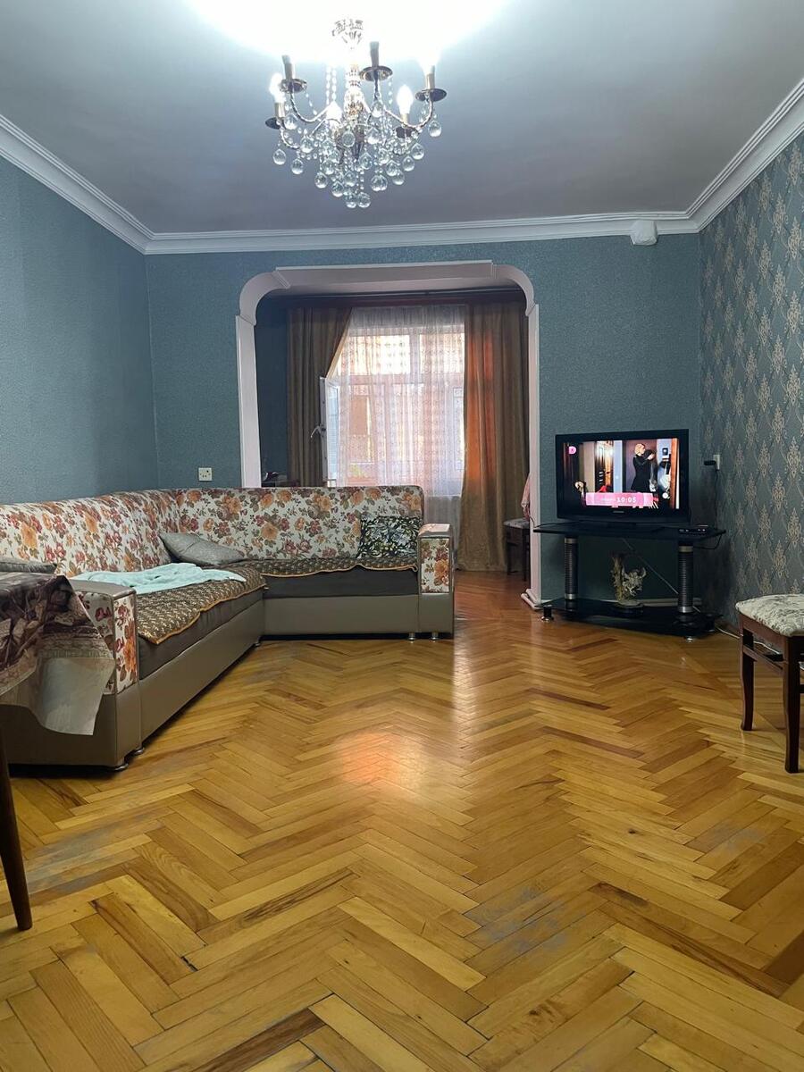 Satılır 3 otaqlı köhnə tikili 70 m² — Mənzil, Bakı (5)