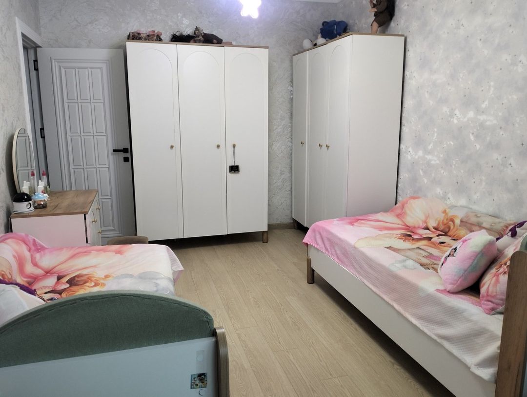 Satılır 4 otaqlı köhnə tikili 100 m² — Mənzil, Bakı (3)