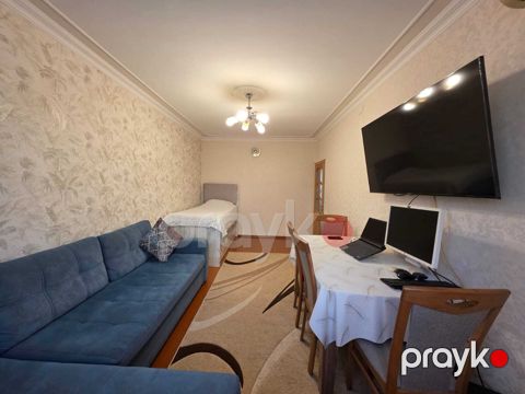 Satılır 2 otaqlı köhnə tikili 60 m²
