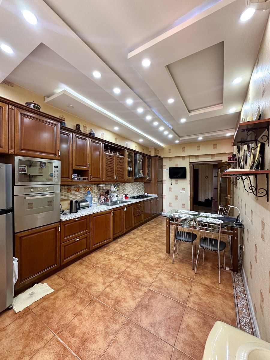 Satılır 3 otaqlı yeni tikili 175 m² — Mənzil, Bakı (9)