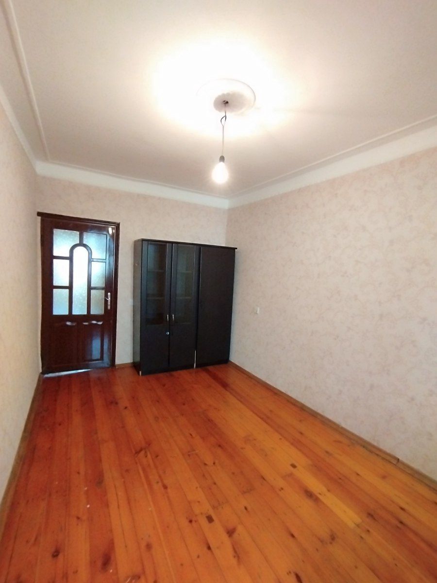 İcarəyə verilir 3 otaqlı köhnə tikili 90 m² — Mənzil, Bakı (7)