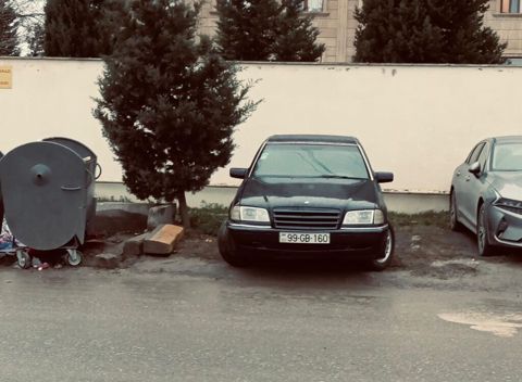 Mercedes-Benz C-Class: 2.4 l 1999 il Sedan — Sumqayıt