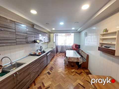 Satılır 5 otaqlı köhnə tikili 133 m²