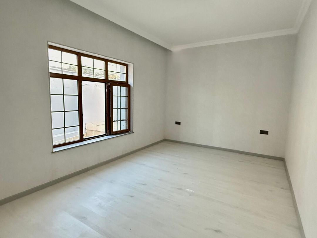 Satılır 5 otaqlı həyət evi/bağ evi 4 m² — Ev, villa, Bakı (7)
