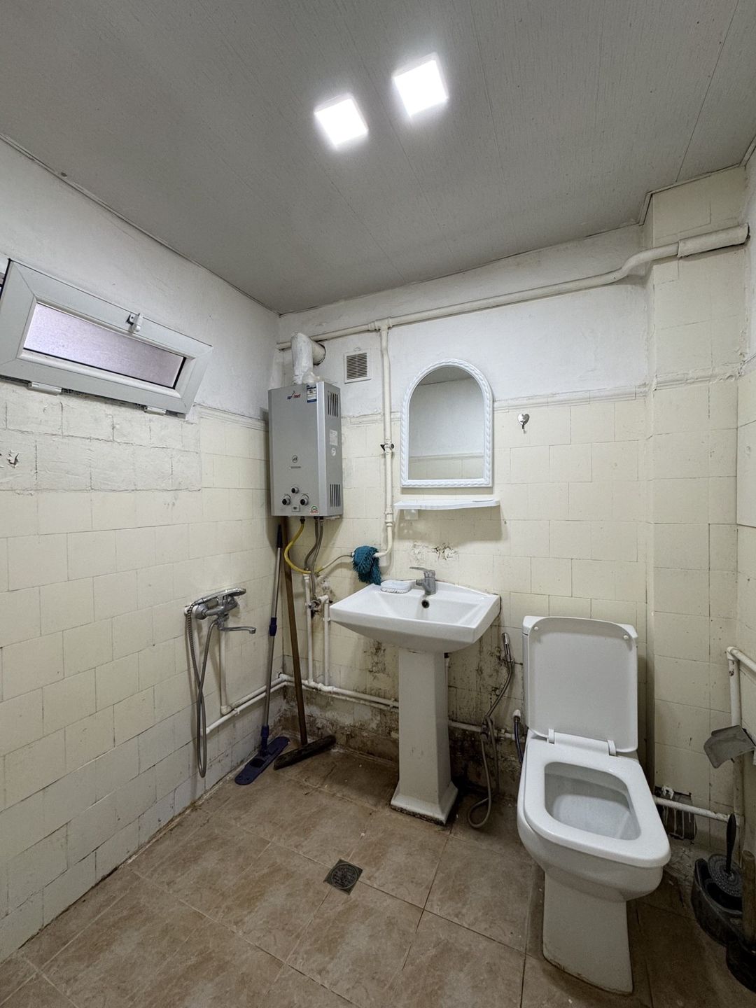 Satılır 2 otaqlı köhnə tikili 50 m² — Mənzil, Bakı (7)