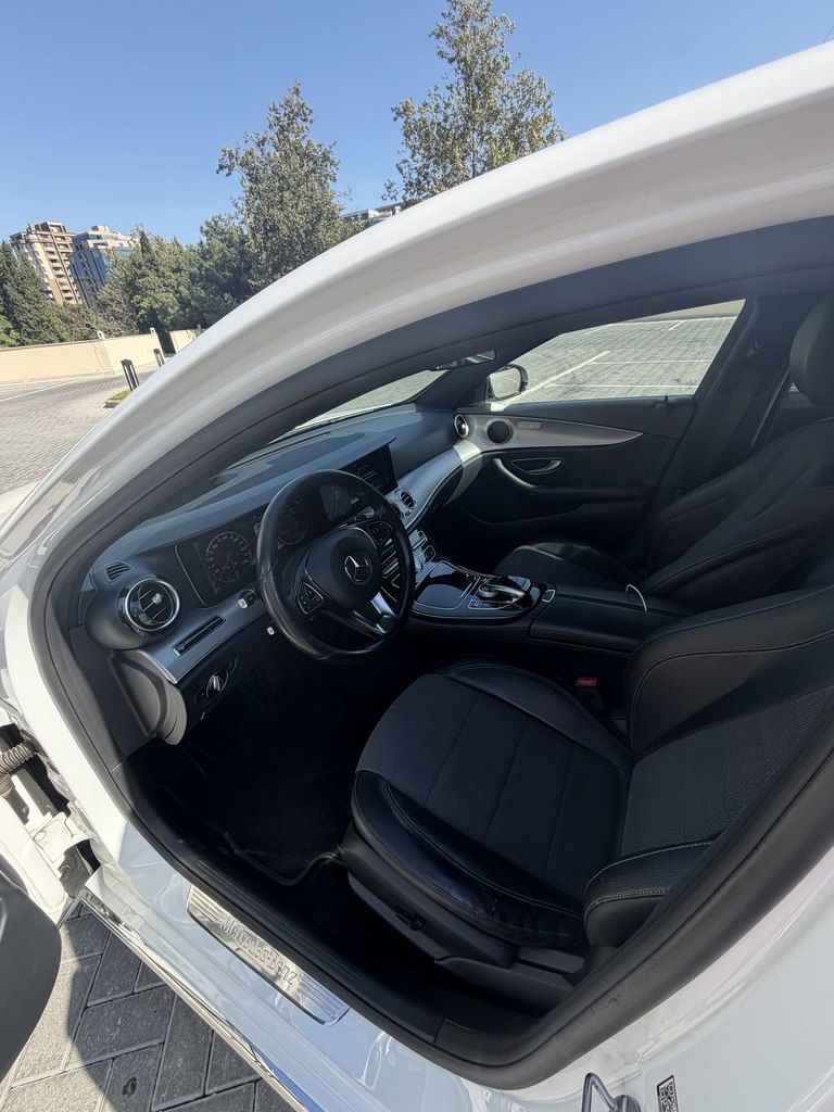 Mercedes E 220 d, 2.0 L, 2016 il, 295 000 km — Avtomobillər, Bakı (4)