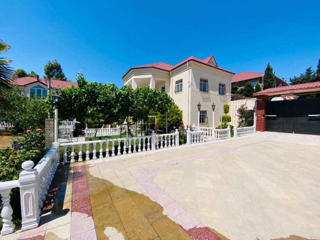 Satılır 4 otaqlı həyət evi/bağ evi 250 m² — Ev, villa, Bakı (4)