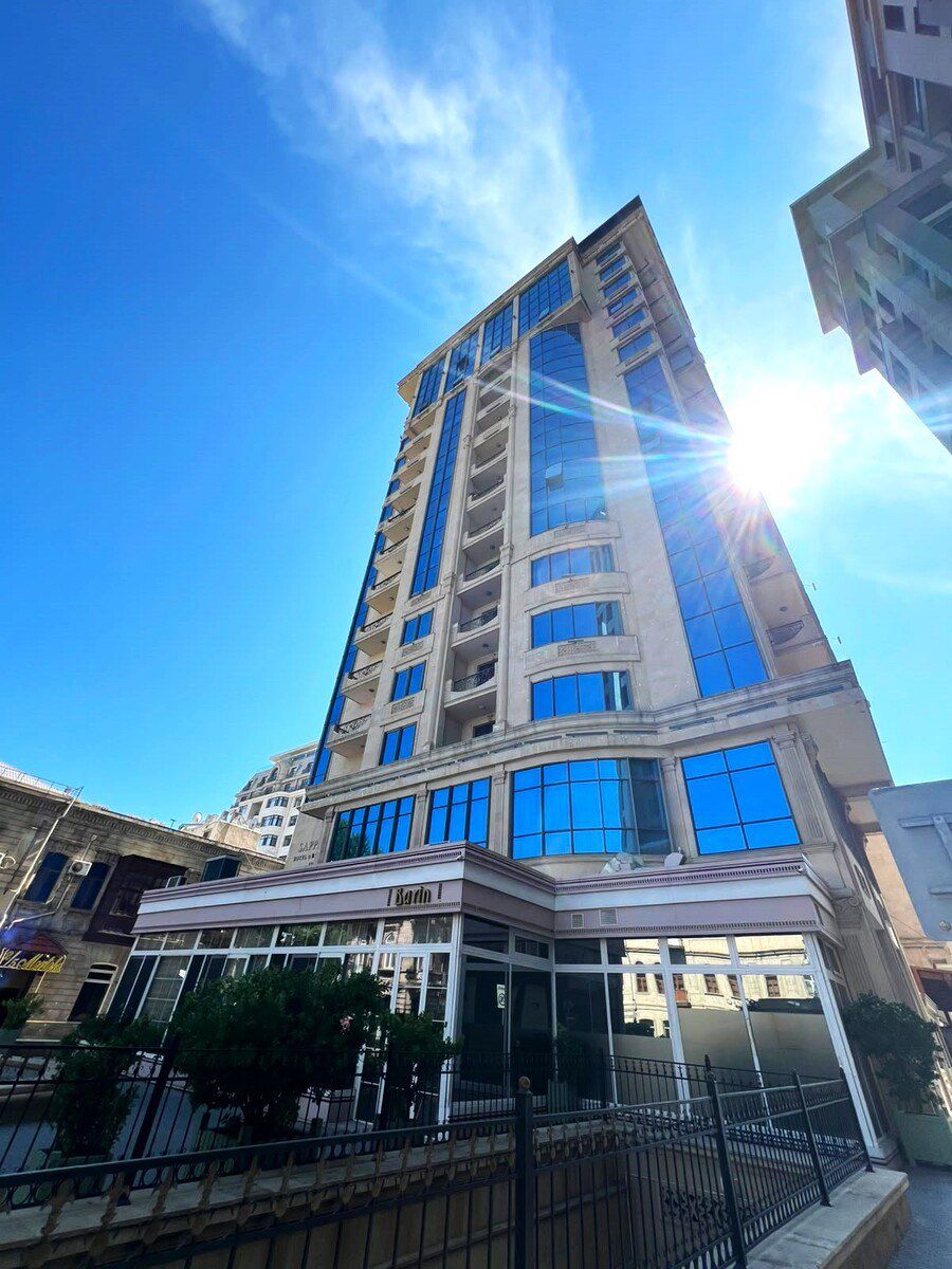 Satılır 4 otaqlı yeni tikili 205 m² — Mənzil, Bakı (2)