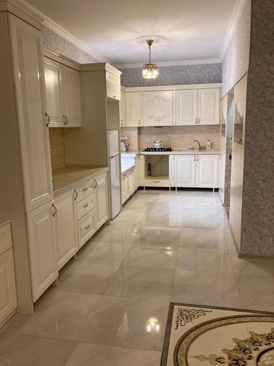 İcarəyə verilir 4 otaqlı həyət evi/bağ evi 230 m² — Ev, villa, Qəbələ (8)