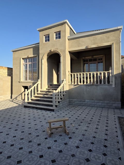 Satılır 3 otaqlı həyət evi/bağ evi 100 m² — Bakı