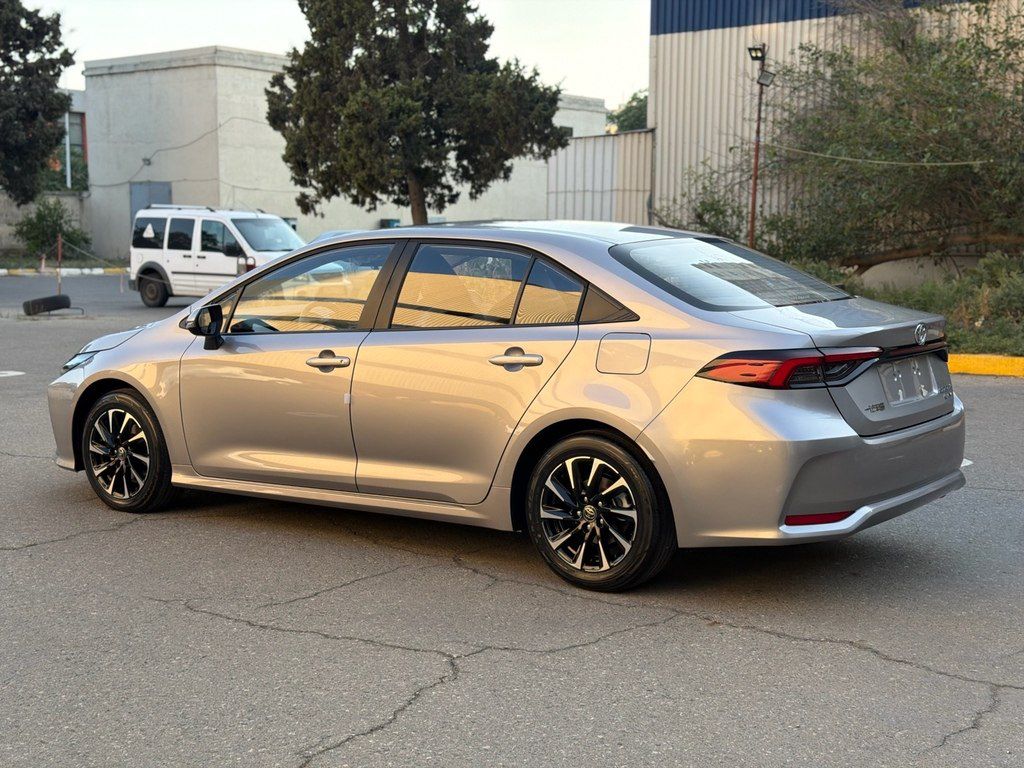 Toyota Corolla, 1.8 L, 0.85 kWh, 2026 il, yeni — Avtomobillər, Bakı (4)