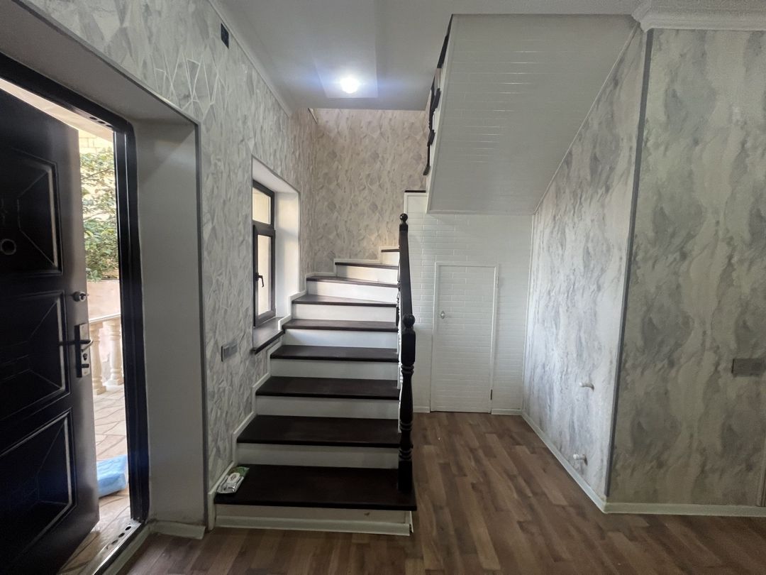 Satılır 4 otaqlı həyət evi/bağ evi 180 m² — Ev, villa, Bakı (6)