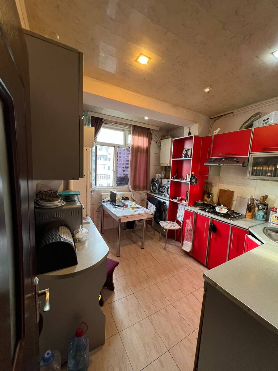 Satılır 2 otaqlı köhnə tikili 47 m² — Mənzil, Bakı (3)