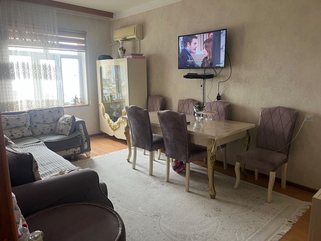 Satılır 2 otaqlı köhnə tikili 55 m² — Mənzil, Bakı (2)