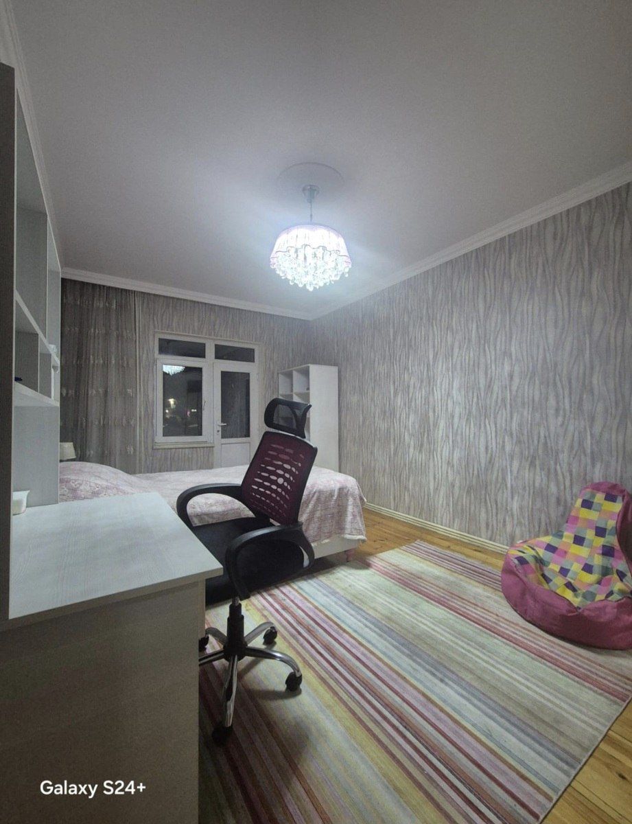 Satılır 4 otaqlı köhnə tikili 110 m² — Mənzil, Bakı (3)