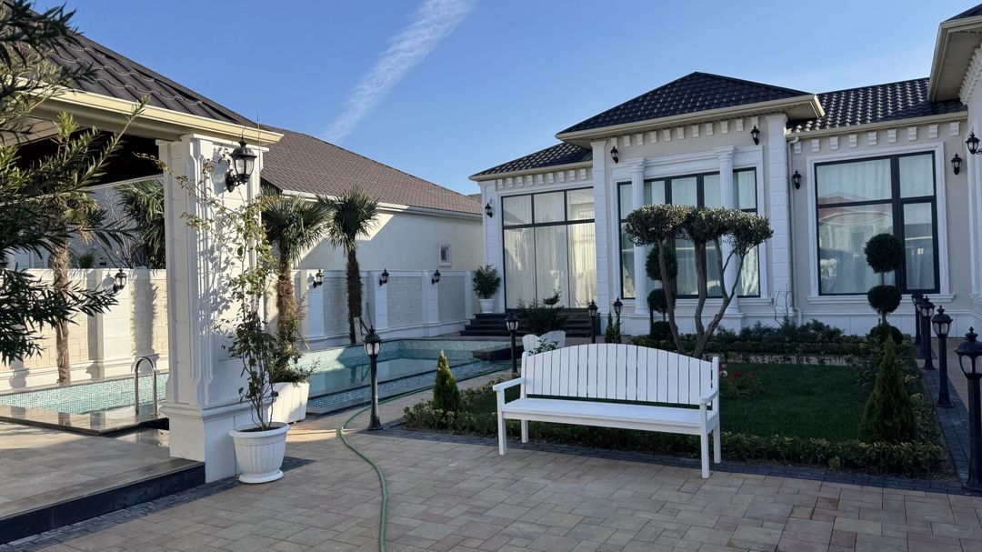 Satılır 5 otaqlı həyət evi/bağ evi 230 m² — Ev, villa, Bakı (3)