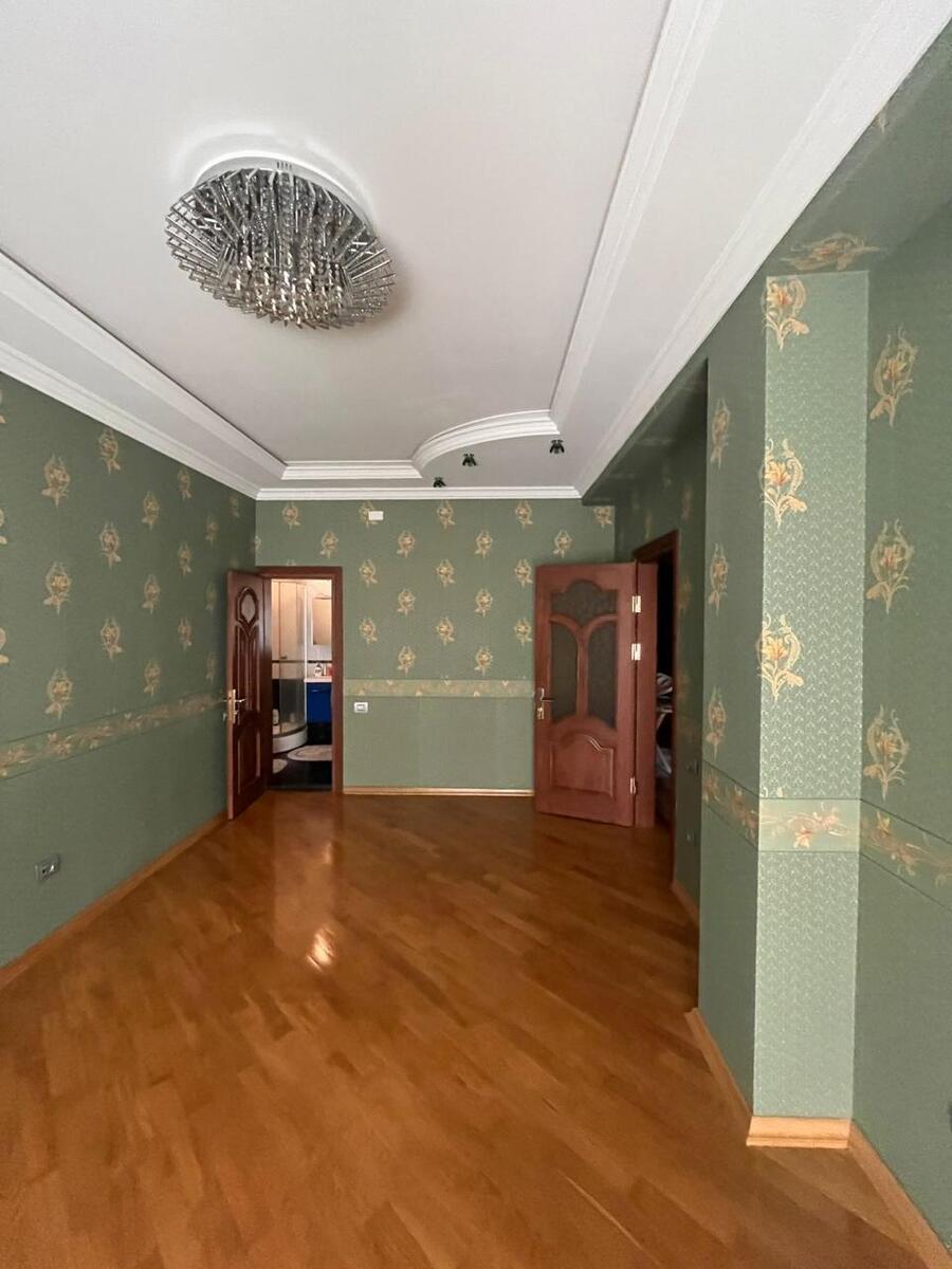 Satılır 4 otaqlı yeni tikili 205 m² — Mənzil, Bakı (7)