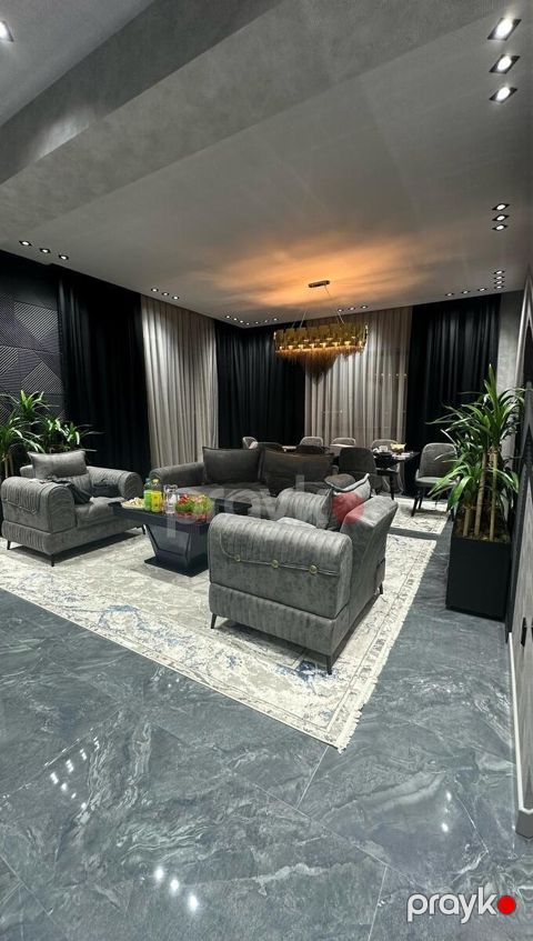 İcarəyə verilir 3 otaqlı yeni tikili 160 m²